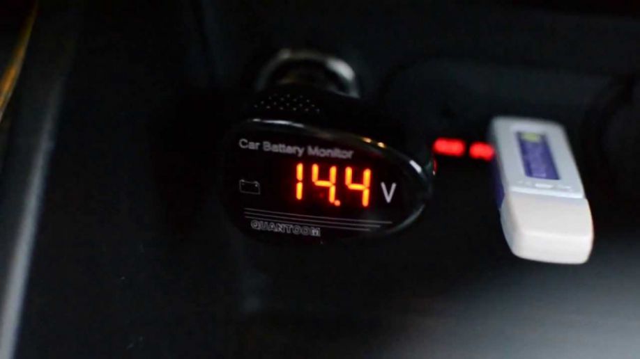 Car thermometer voltmeter cigarette lighter